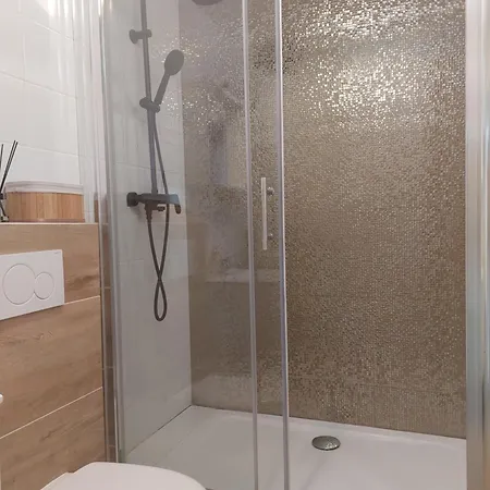 Amber Apartment *