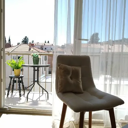 Apartment Amber Split